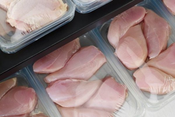 Санкт-Петербургская куриная компания переносит активы в Ленинградскую область